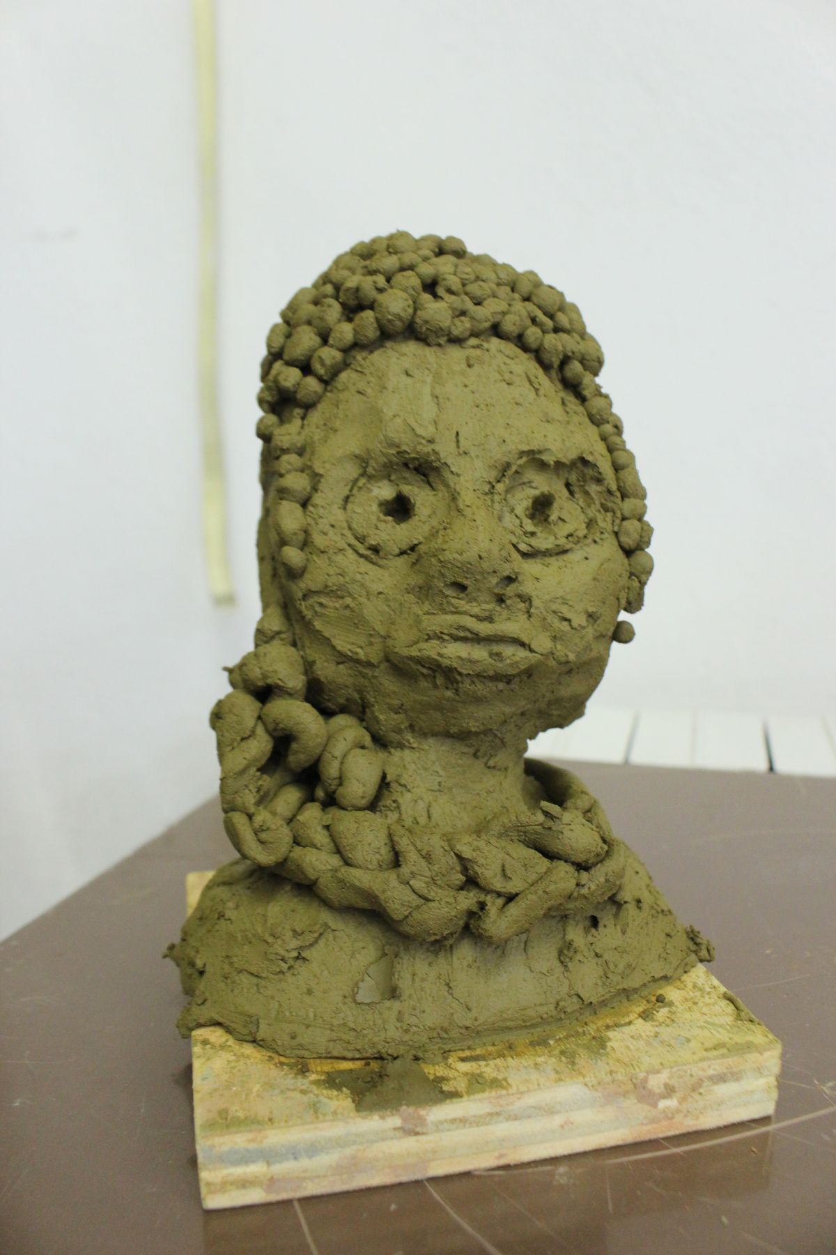 Cro-Magnon Child Reconstruction by Elisabeth Daynès.